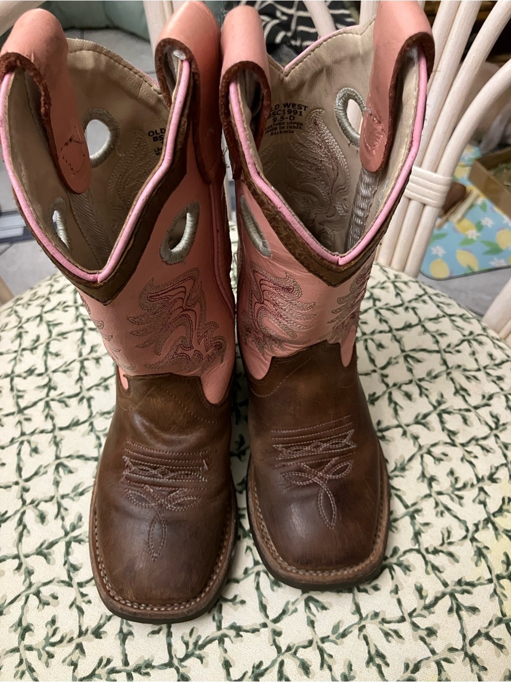 Old West Brown and Pink Girls' Western Boots